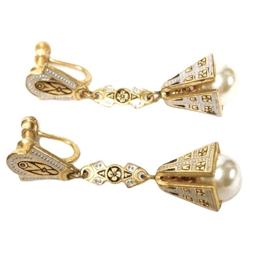 Vintage Gold and Pearl Clip-On Earrings